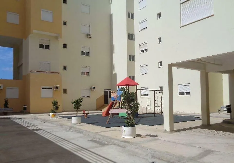 Condominio Atlantico Прайя